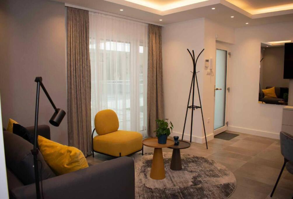 Luxury Cozy 2 Bdr Downtown Apt.3 Будапеща Екстериор снимка